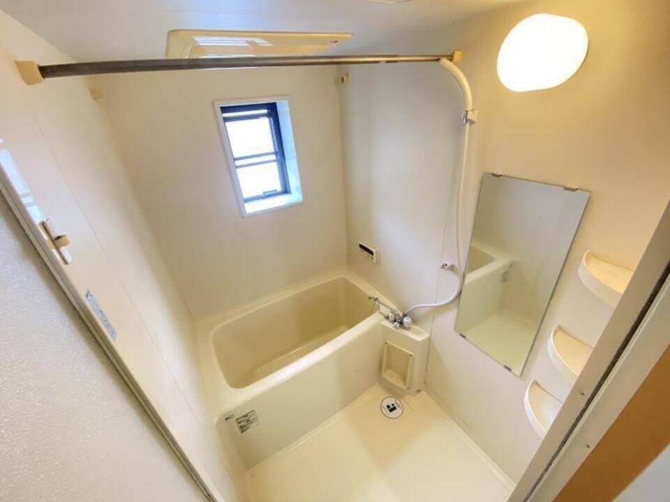 バス・シャワールーム　浴室