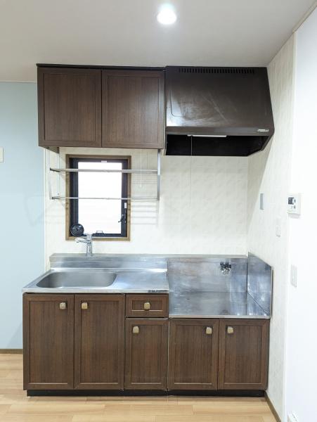 キッチン　収納が多くて助かりますね☆