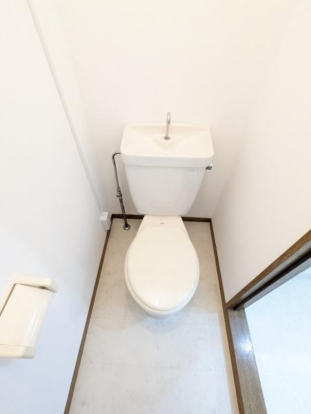 トイレ　ペーパーホルダー＆タオルハンガー付