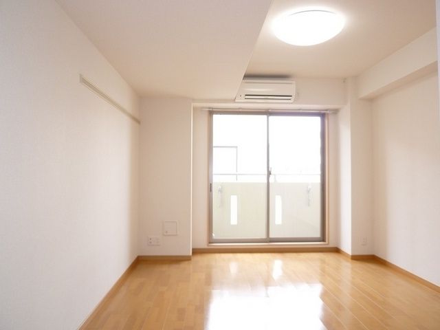 居室・リビング　★明るい内装です★