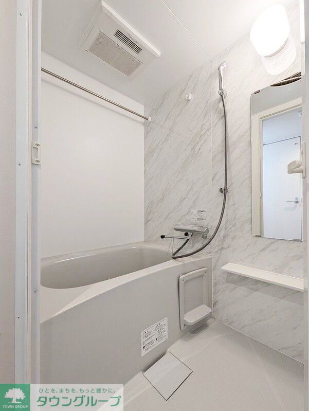 バス・シャワールーム