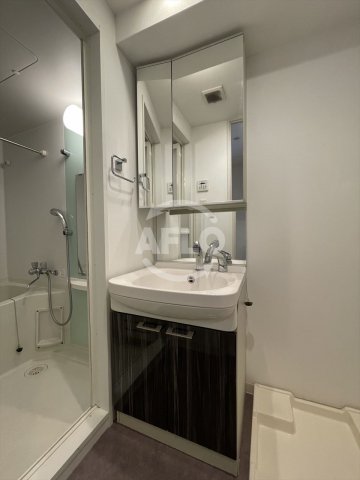 洗面設備　エスリード大阪城公園　独立洗面台