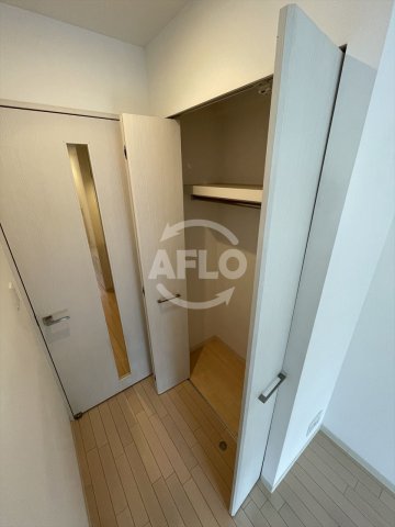 収納　エスリード大阪城公園　クローゼット