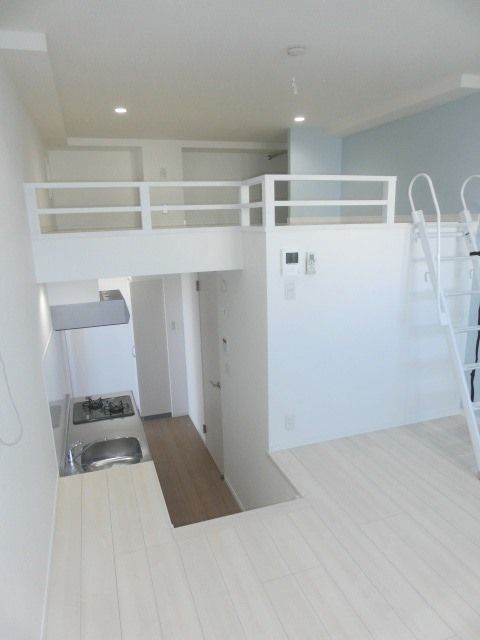 居室・リビング　ロフトもあって開放感のある洋室です。