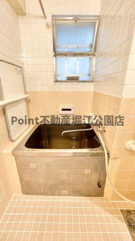 ＪＲ大阪環状線 桃谷駅 徒歩5分 7階建 築60年の風呂写真