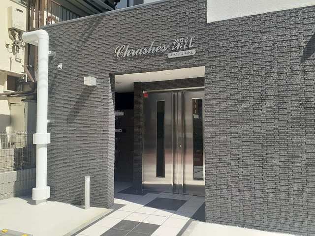 エントランス　建物の内部です