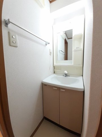 洗面設備　忙しい朝には欠かせない洗面所です