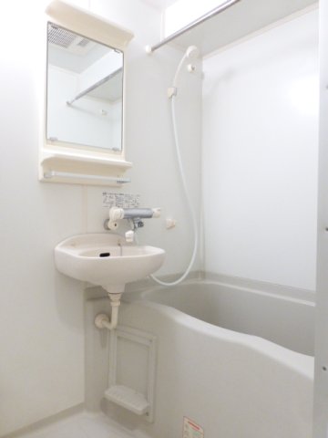 バス・シャワールーム　バス※別部屋参考写真