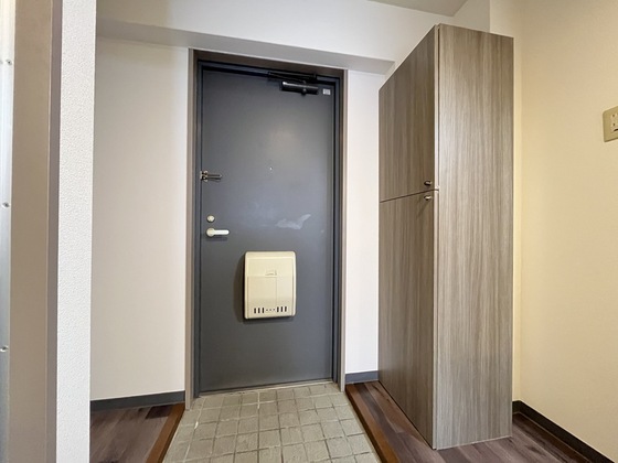 玄関　※別部屋の写真です