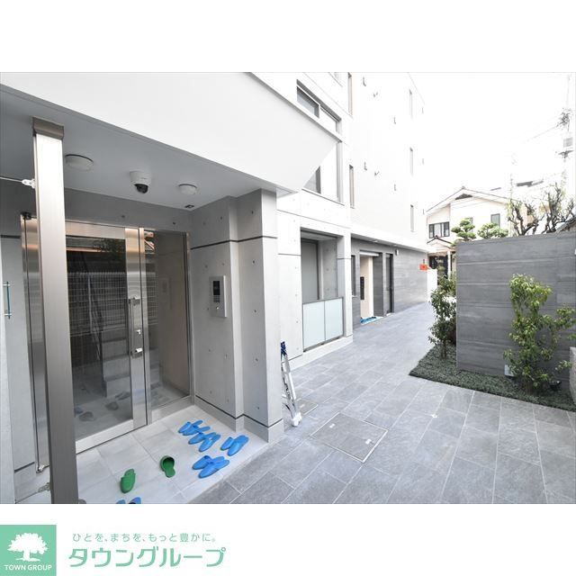 エントランス　お問合せは(株)タウンハウジングレジデンス事業部までお問合…