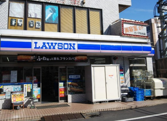 コンビニ　ローソン 東門前駅前店（コンビニ）まで2501m