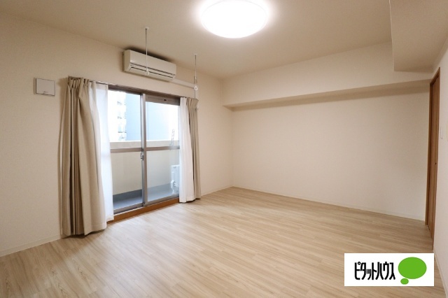 居室・リビング　※別部屋写真