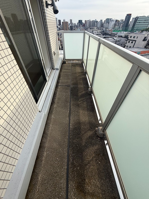 バルコニー　ルーフバルコニー