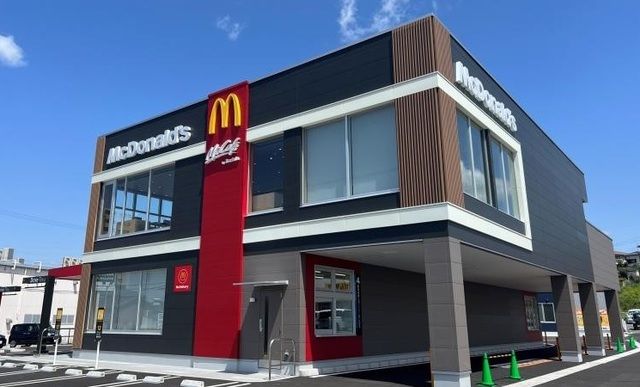 飲食店　マクドナルド1号線豊明店（飲食店）まで750m