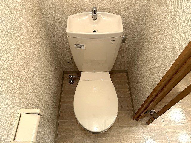 トイレ　参考写真