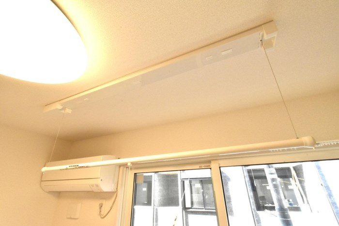 その他　お天気の悪い日に大活躍の室内干しあります！