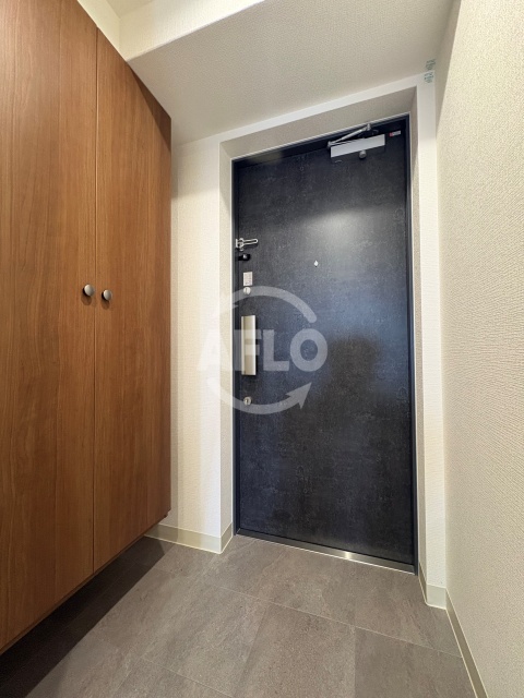 玄関　ArtizA堺　玄関