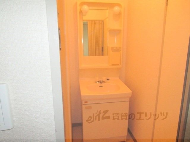 洗面設備　洗面所
