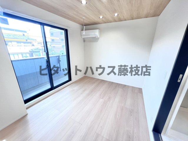 ＪＲ東海道本線 藤枝駅 徒歩9分 3階建 築1年の居間写真