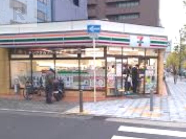 コンビニ　セブンイレブン大阪新町2丁目店（コンビニ）まで233m