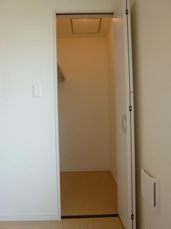 収納　ウォークインクローゼット