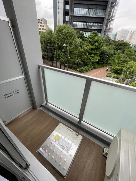 バルコニー　※別室参考写真