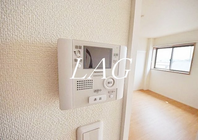 セキュリティ　モニター付きインターフォンです。