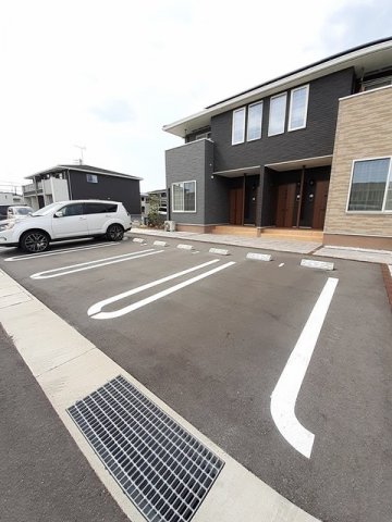 駐車場　駐車スペースもあります