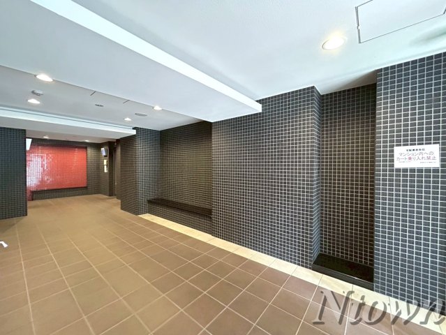ロビー　建物の内部です