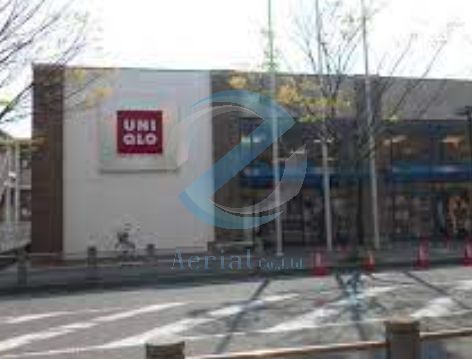 ショッピングセンター　ユニクロ市川妙典店（ショッピングセンター）まで590m