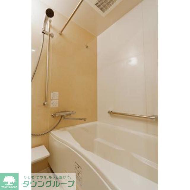 バス・シャワールーム　※写真は同タイプ住戸です。