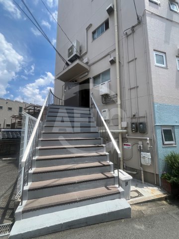 エントランス　大川ビル　エントランス