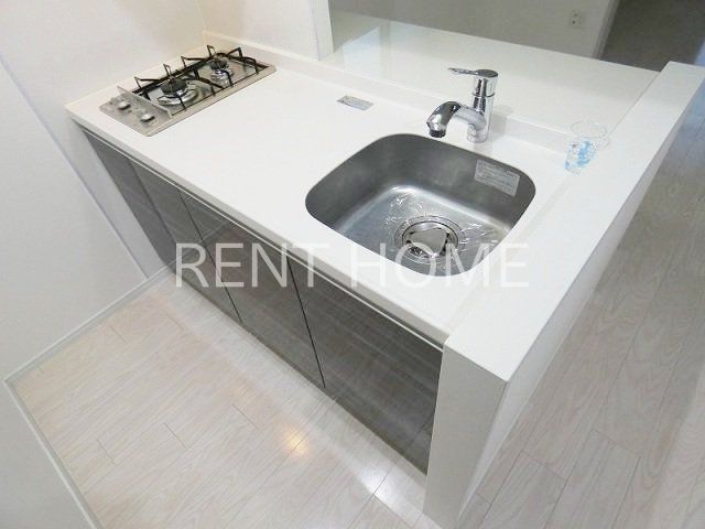 キッチン　カウンター式２口システムキッチンです。