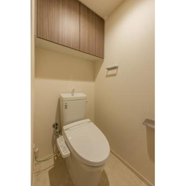 トイレ　※写真は同タイプ住戸です。