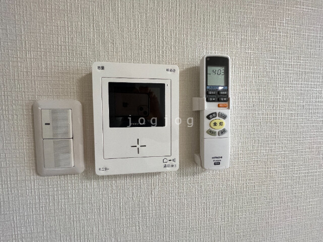 セキュリティ　モニター付きインターホン
