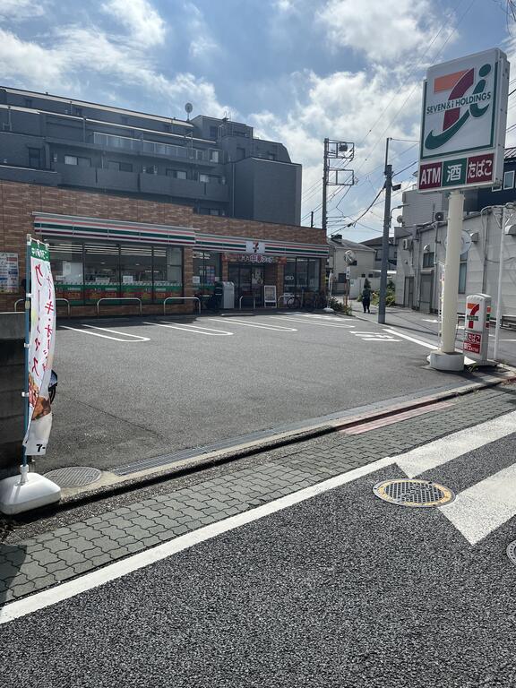コンビニ　セブンイレブン大田区東蒲田キネマ通り店（コンビニ）まで46m