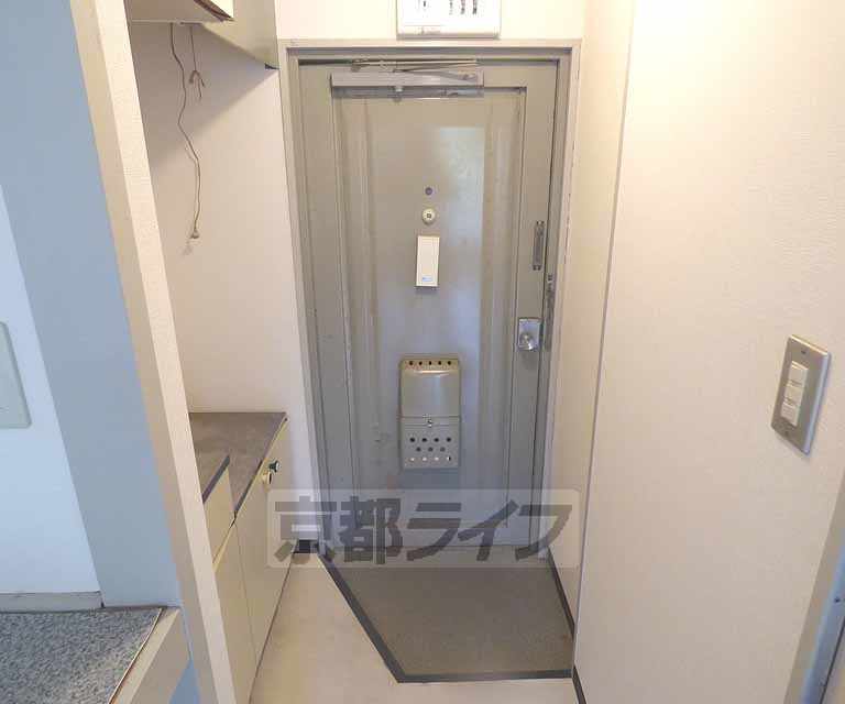 玄関　玄関です。