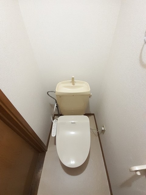 トイレ　図面と現状に相違がある場合には現状を優先