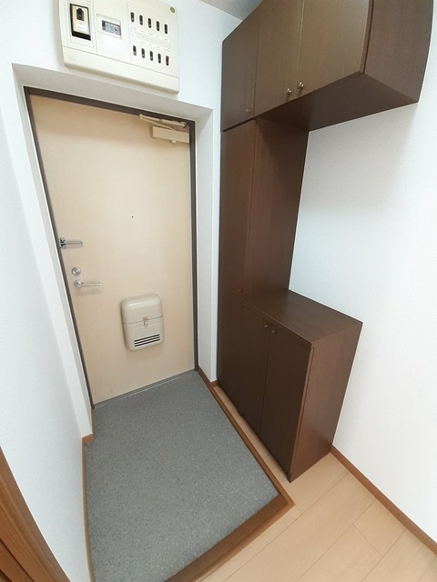 玄関　図面と現状に相違がある場合には現状を優先