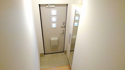 玄関　図面と現状に相違がある場合には現状を優先