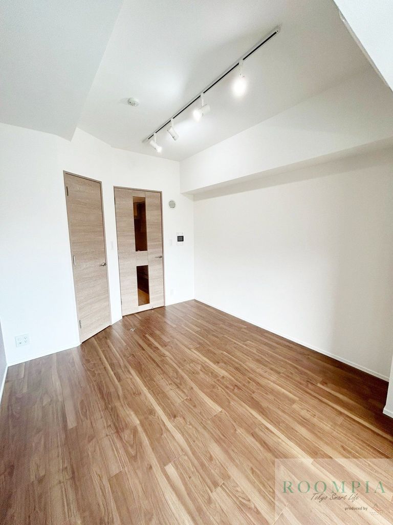 居室・リビング　※同タイプの別のお部屋です