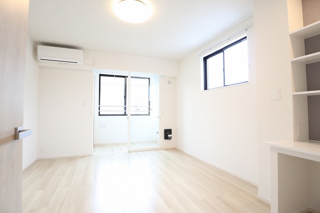 居室・リビング　※別部屋のイメージ写真です。