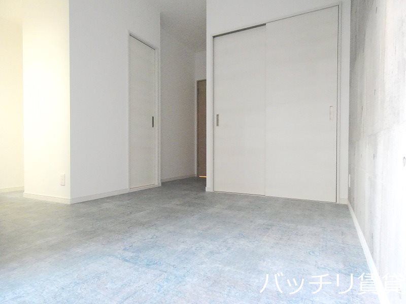 居室・リビング　＊画像は別部屋の為イメージ、現状優先致します