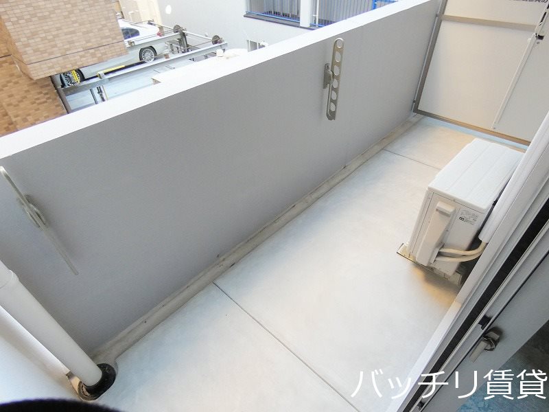 バルコニー　＊画像は別部屋の為イメージ、現状優先致します