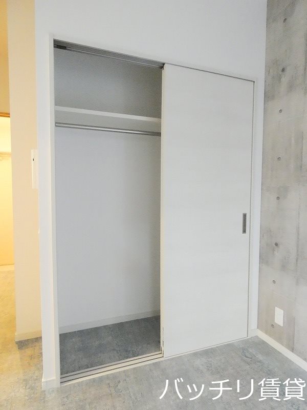 収納　＊画像は別部屋の為イメージ、現状優先致します
