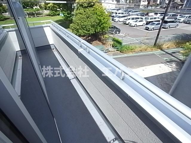 バルコニー　広々としたバルコニーです