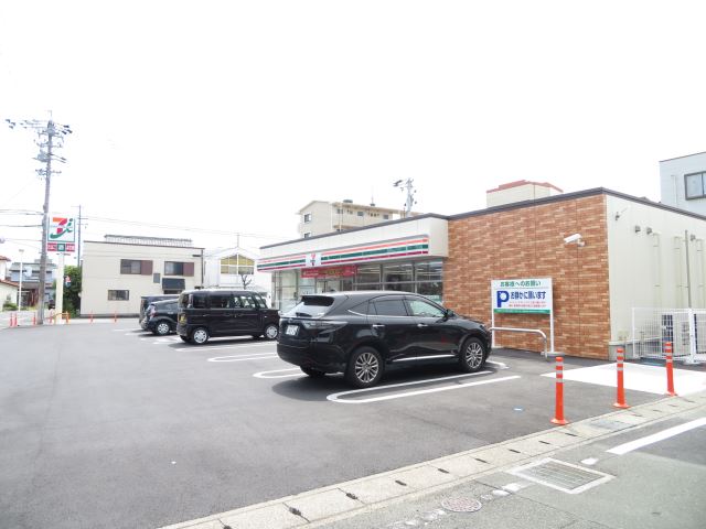 コンビニ　セブンイレブン（コンビニ）まで1200m