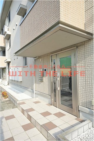 エントランス　毎日通るエントランスはこのようになっています