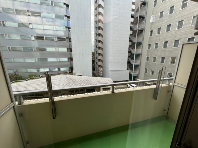 バルコニー　同物件内別部屋のお写真になります※現況優先