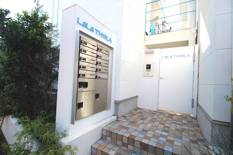 エントランス　☆設備充実☆